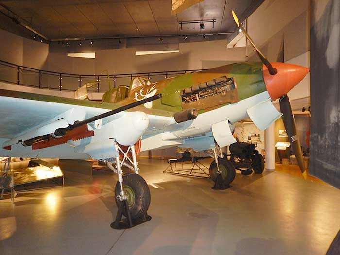 Штурмовик ИЛ-2